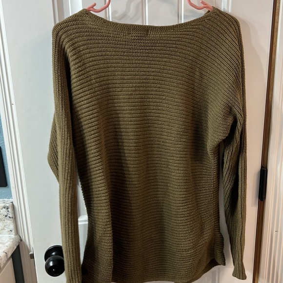 Olive Green Old Navy open neck sweater - Picture 4 of 5